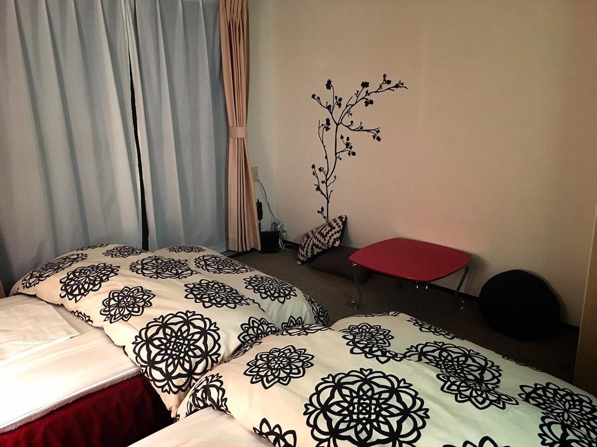 Guest House Hokorobi Fukuoka  Exterior foto